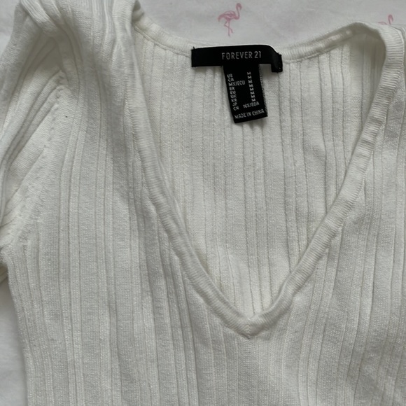 White long sleeve sweater - Picture 2 of 3